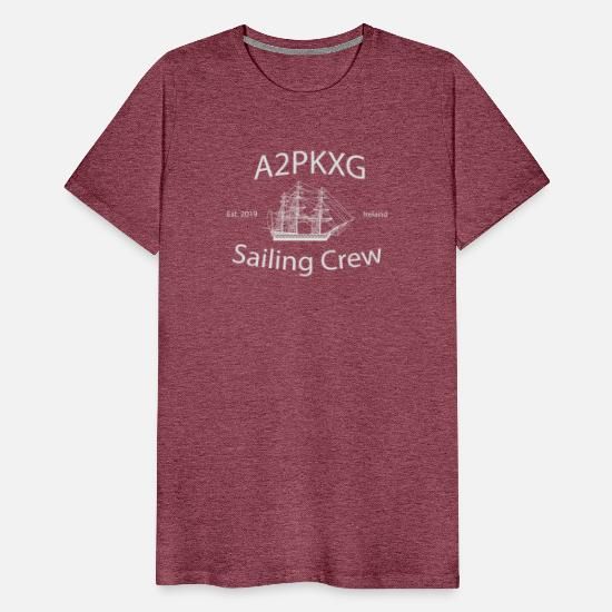 a2pkxg-sailing-crew-maenner-premium-t-shirt.jpg