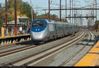 Amtrak Acela No. 2025 , Edison Station, New Jersey. Bildquelle: www.railpictures.net