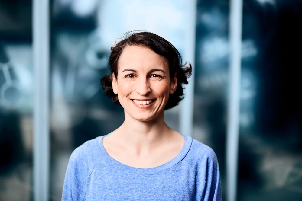 Natascha Wegelin, alias Madame Moneypenny