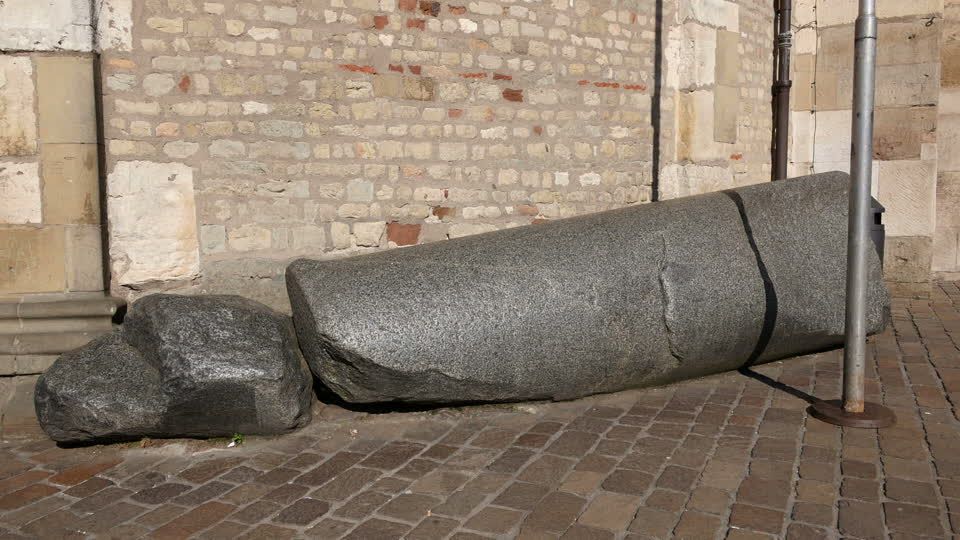 503494952-domstein-liebfrauenkirche-trier-trierer-dom-hauptmarkt