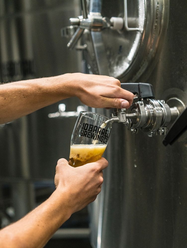 Bier pexels-elevate-1267287.jpg