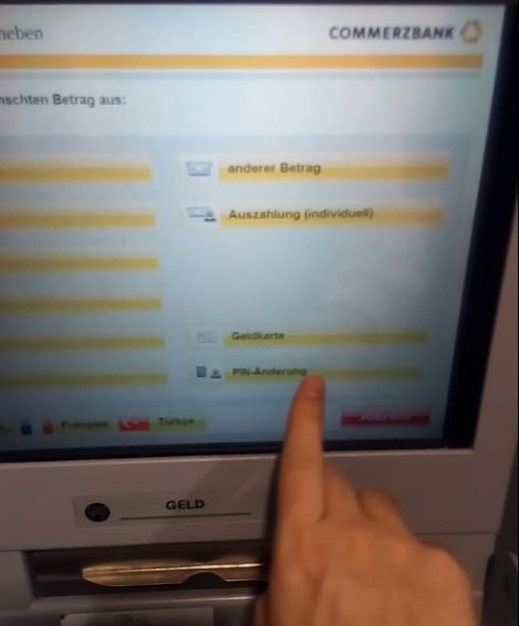 2. Der „PIN-Änderung“ Knopf wurde gedrückt.