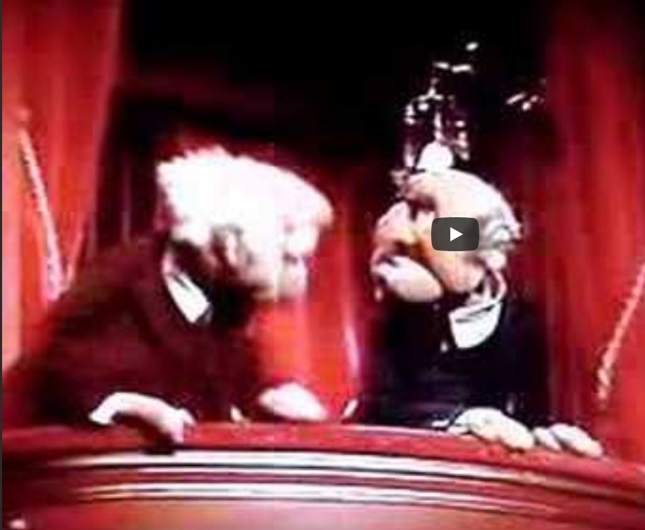 2 alte auf balkon.jpg